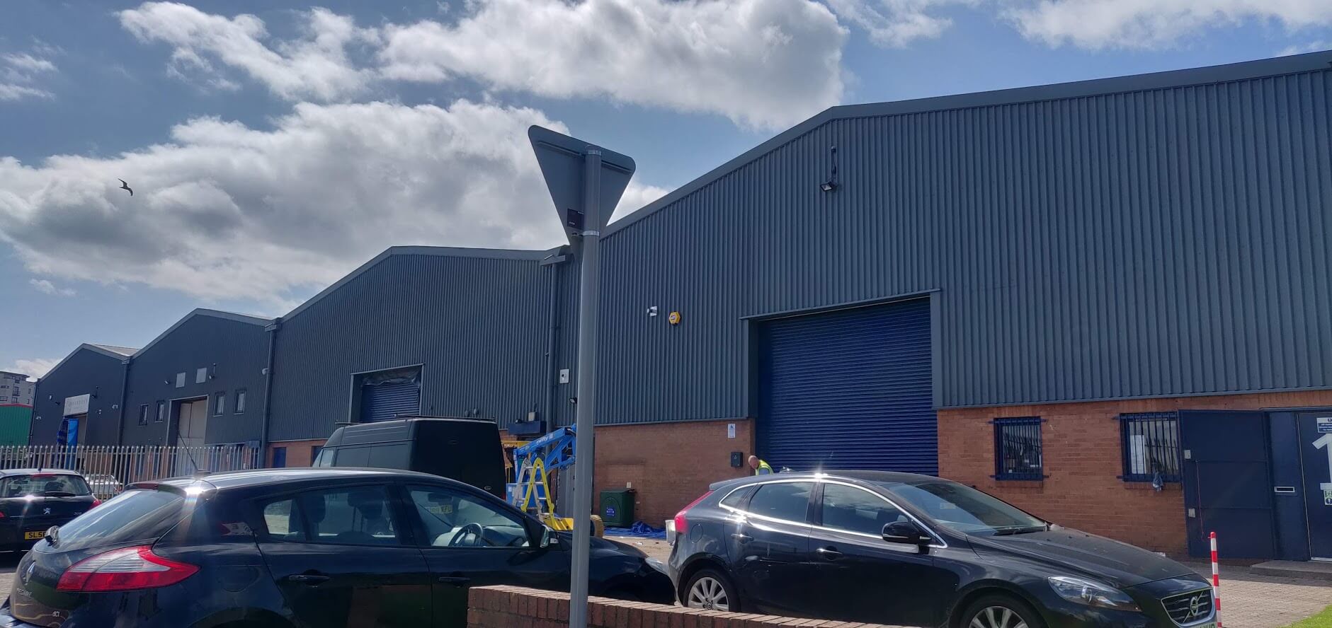 A1 Group - Cladding spray painting – Forth Industrial Estate, Granton, Edinburgh